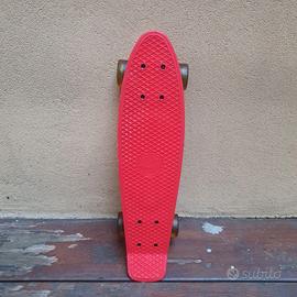 Skate rosso tipo Penny Board Awaii