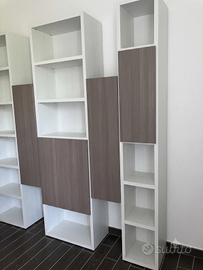 Libreria a moduli in legno