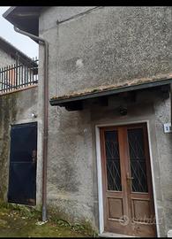 Casa indipendente in Minucciano