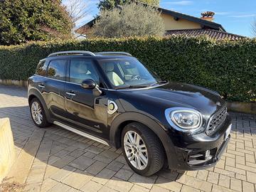 Mini Cooper SE Countryman elettrica