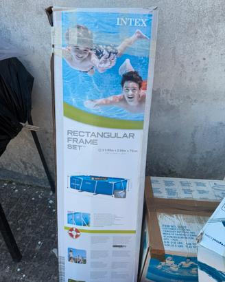 piscina gonfiabile + pompa con filtro (sono 2)