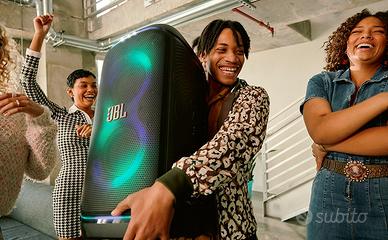 JBL Partybox Stage 320 per feste private