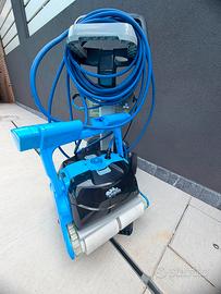 Robot piscina pulitore dolphin F60