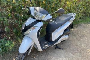 Sh 125 2010