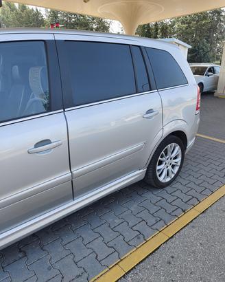 Opel Zafira 1600 