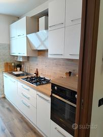 Cucina mondo convenienza+tavolo+sedie ikea