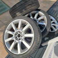 CERCHI PIÙ  GOMME PIRELLI 225 40 R 18