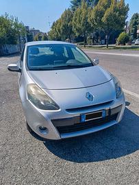 Renault Clio III 2010 5p 1.2 16v Dynamique