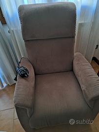 Poltrona con telecomando