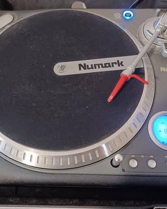coppia giradischi numark ttx e mixer pioneer djm