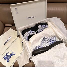 Scarpa Burberry