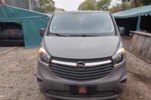 OPEL VIVARO 6 POSTI 140 CV