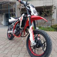 swm SM 125 r Motard 