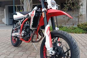 swm SM 125 r Motard 