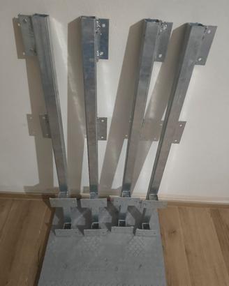 supporti in ferro tubolare da 4 cm.zinghato 