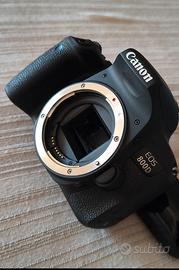 Canon Eos 800d solo corpo.. leggi bene