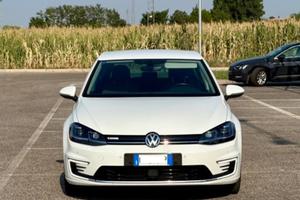 VOLKSWAGEN e-Golf 2020 136cv full-optional