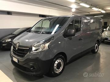Renault Trafic 2.0 dCi 145CV / EURO6 / FULL OPTION
