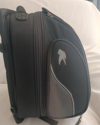 Borsa serbatoio moto con calamita
