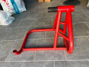 Cavalletto posteriore moto