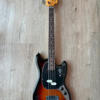 Basso Fender American Professional Classic Mustang