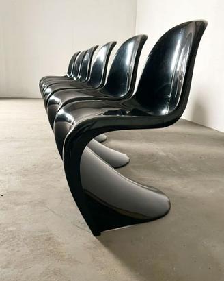 Coppia di VERNER PANTON S in resina nera by VITRA
