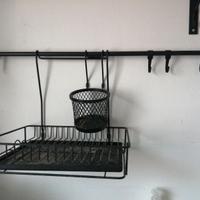 Porta stoviglie a muro