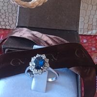 Anello zaffiro e diamanti 