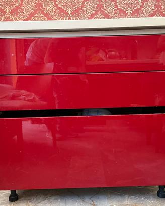 Cassettone rosso rubino scavolini