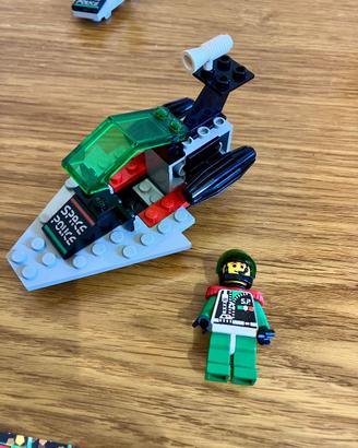 Lego 6813  Space Police II Galactic Chief  1993