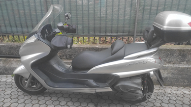 Scooter Majesty 400