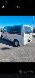 Opel Vivaro 9 posti