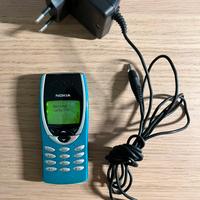 Nokia 8210 azzurro vintage