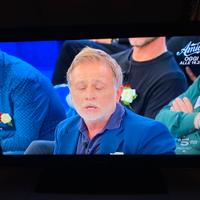 Televisione Samsung 40 pollici con telecomando