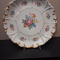 Piatto centro tavola in porcellana decorata