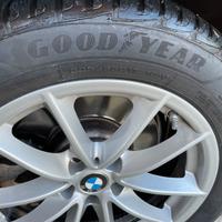 Good Year 225 55 R17 101V