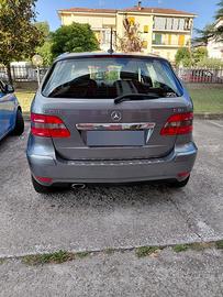 auto Mercedes 