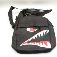 Borsello a tracolla borsa spalla bocca di squalo