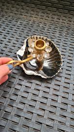 Portacandela a forma di conchiglia 