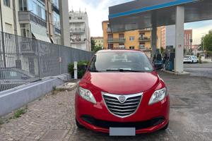 Lancia Ypsilon - 2014 rossa Benzina e Metano