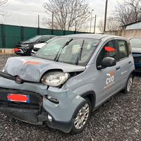 Fiat Panda 1.0 FireFly S&S Hybrid sinistrata incid
