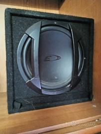 2 subwoofer nero e grigio 