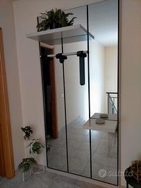 specchio seregrafato con mensole regolabili 