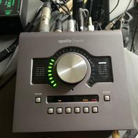Universal Audio Apollo Twin MKII – Thunderbolt 2