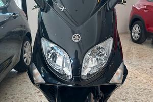 Yamaha TMAX 530