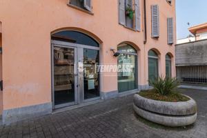 TURATE - LOCALE COMMERCIALE SU DUE LIVELLI