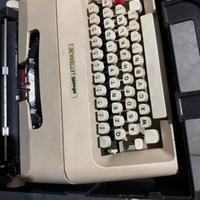 Macchina da scrivere