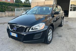 Volvo XC 60 XC60 D4 4X4 Geartronic Momentum