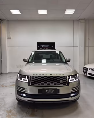 Land Rover Range 4.4 SDV8 Autobiography LWB