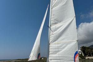 Catamarano Phantom Club